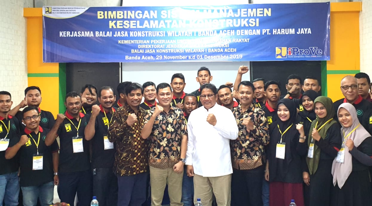Puluhan Pelaku Jasa Kontruksi di Aceh Dilatih Peningkatan SDM